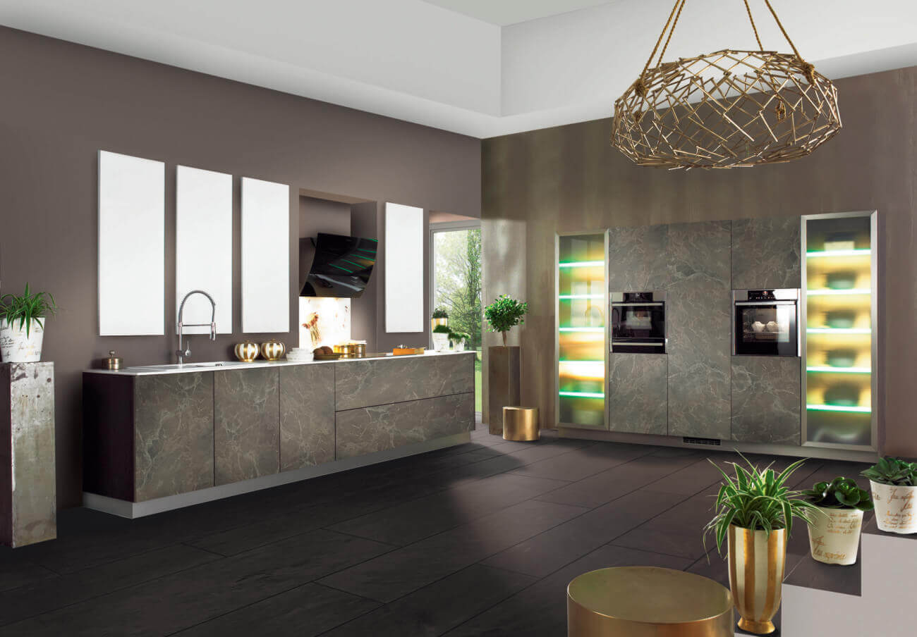 Küchenboden: Vor- und Nachteile von Fliesen, Laminat oder Linoleum