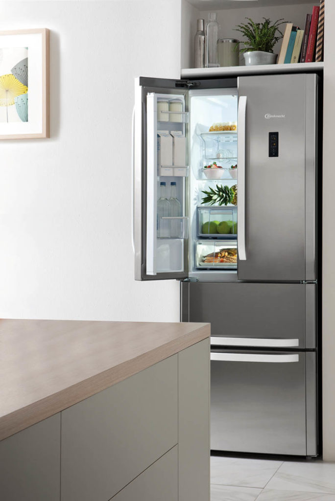 Kühlschrank mit Eiswürfelmaschine- Wasseranschluss oder ...