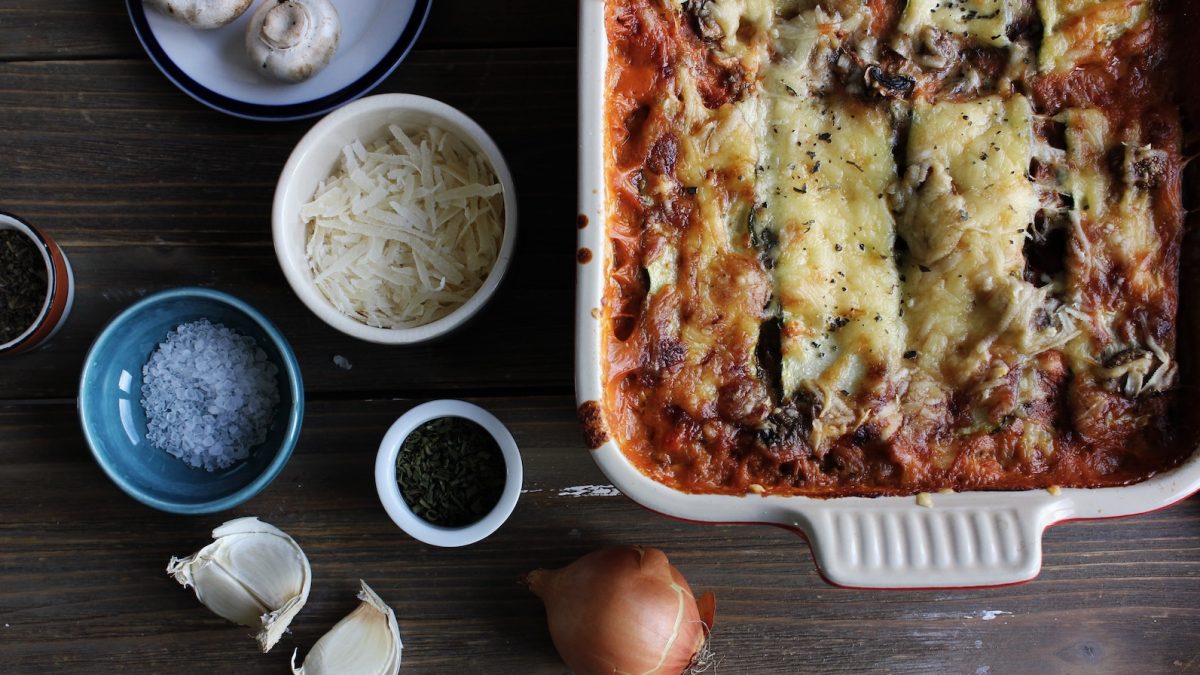 Wie lange braucht eine Lasagne im Backofen?