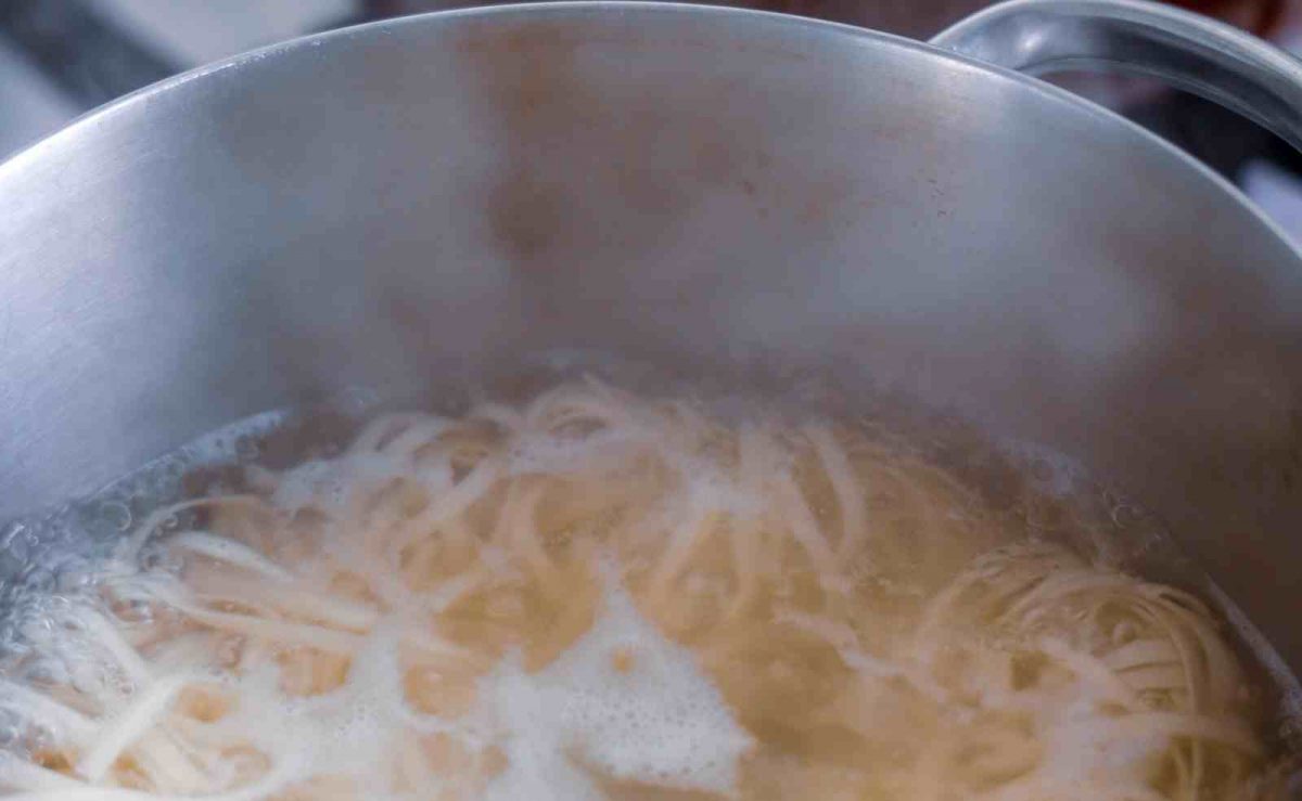 Spaghetti immer in viel Wasser kochen