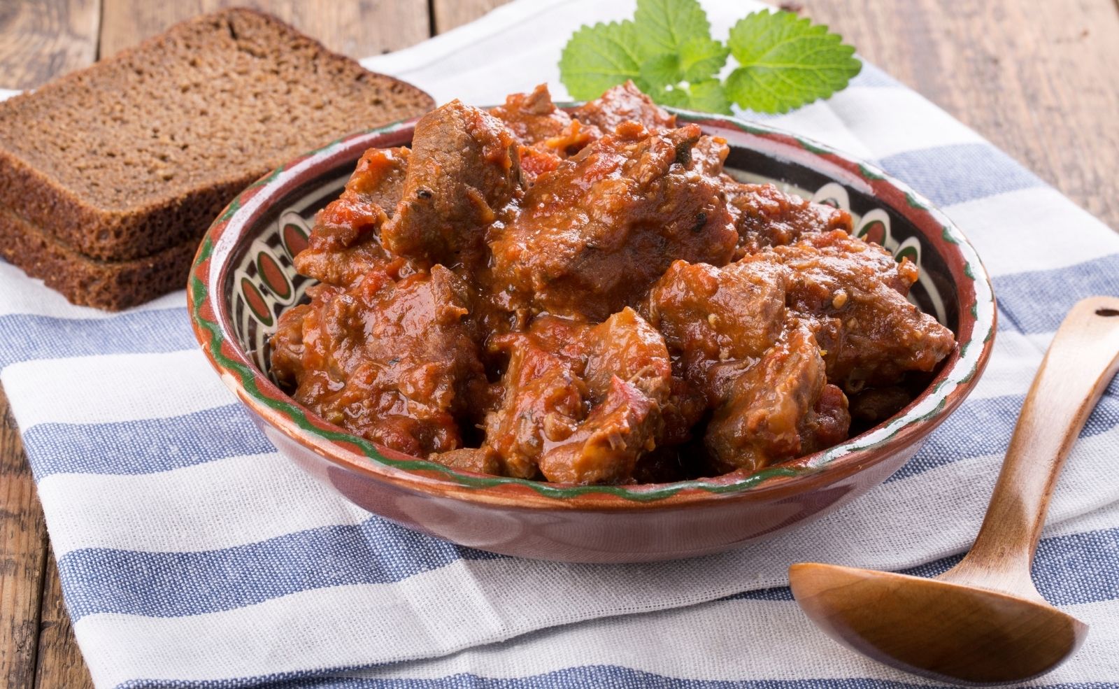 Wie lange muss Fleisch kochen bis es weich ist? Küchenfinder