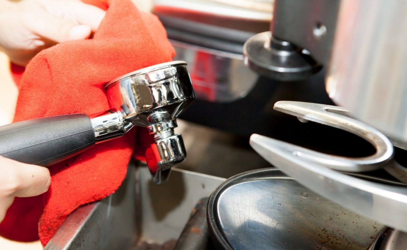 DeLonghi Siebträger EC685 entkalken und reinigen Küchenfinder