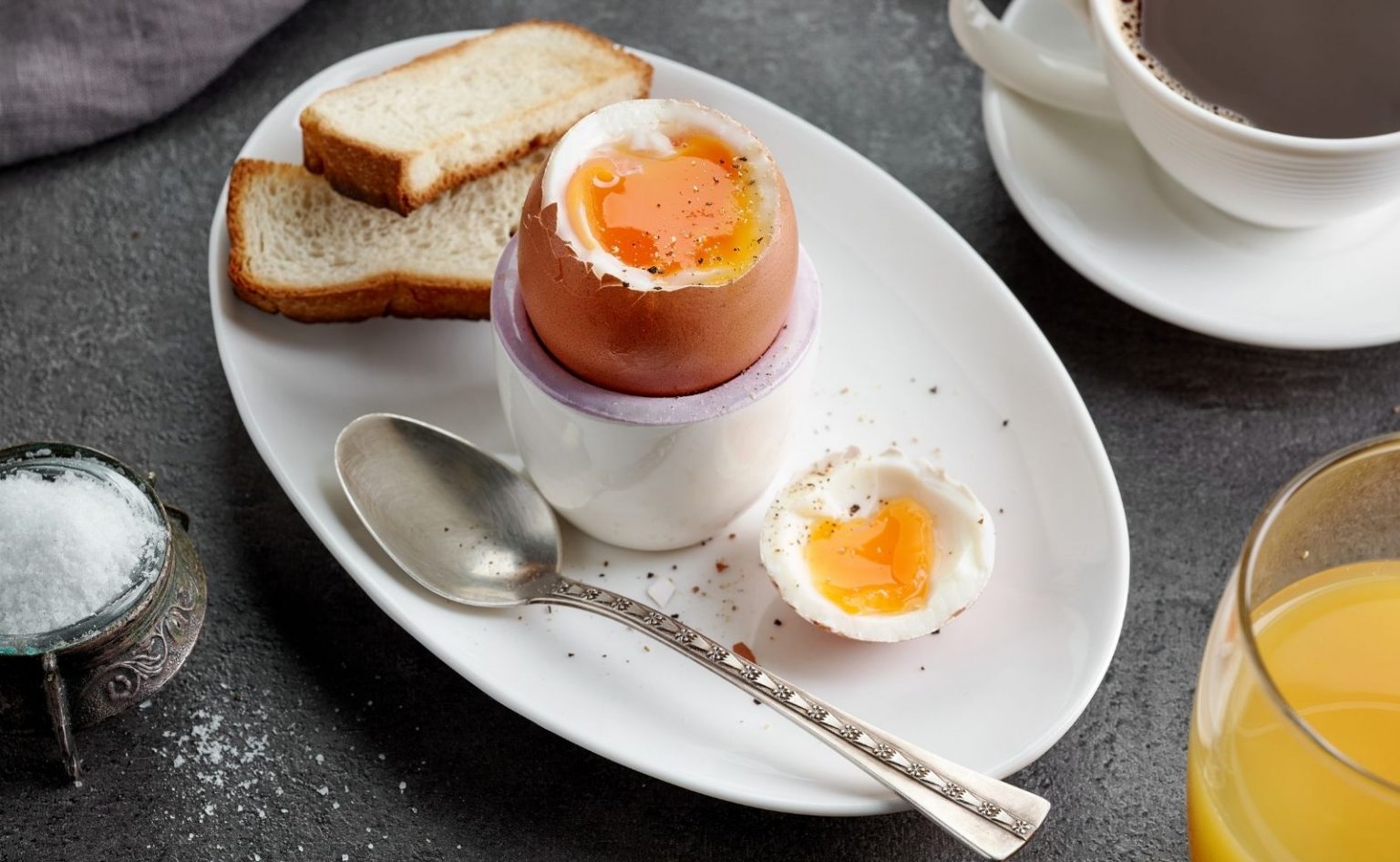 Weiches Ei: Wie lange muss es kochen? - Küchenfinder