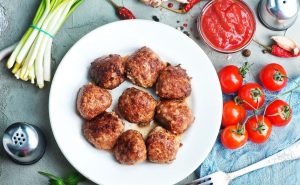 Wie lange brauchen Frikadellen in der Heißluftfritteuse? - Küchenfinder