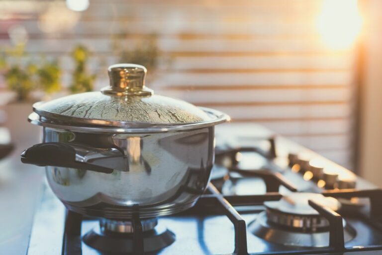 Germknödel im Wasser kochen Küchenfinder
