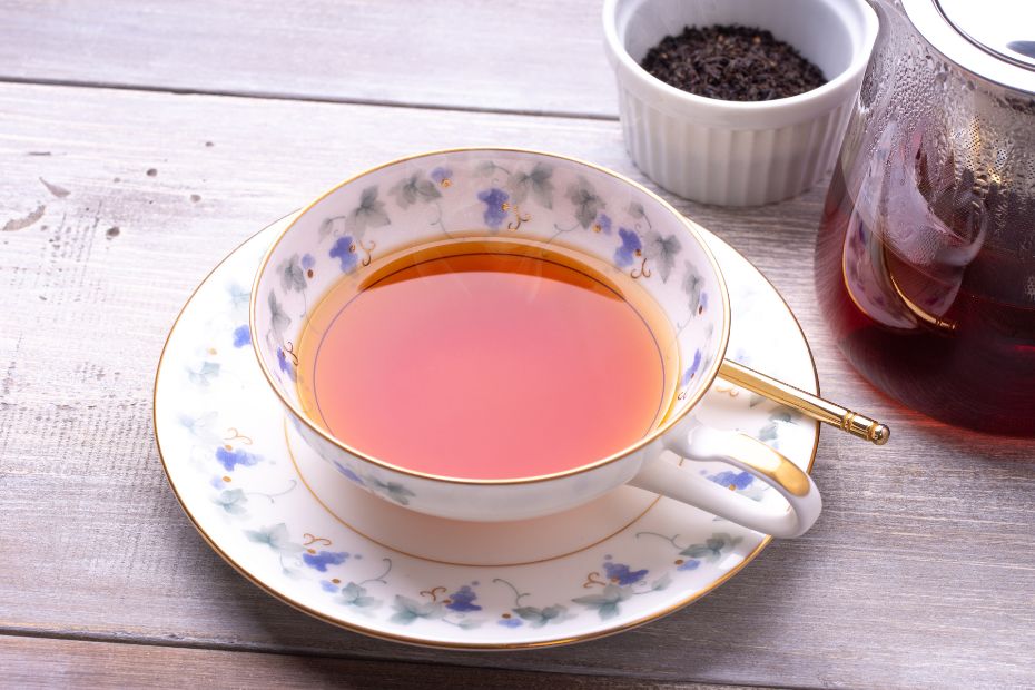 Aus den Schwarzkümmelsamen lässt sich auch Tee zubereiten
