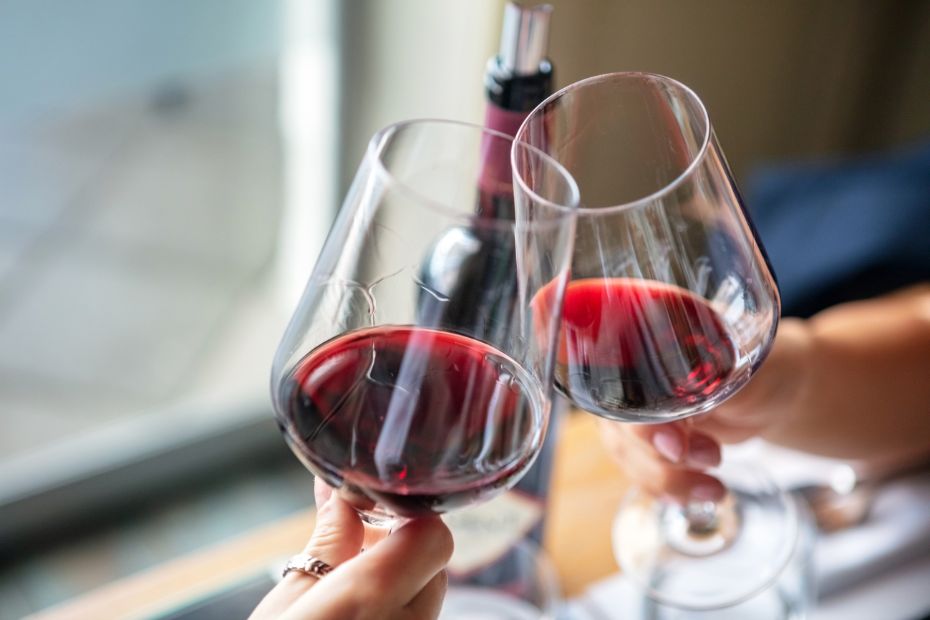 Rotwein in Maßen kann zu einem geringeren Risiko für Herz-Kreislauf-Erkrankungen sorgen