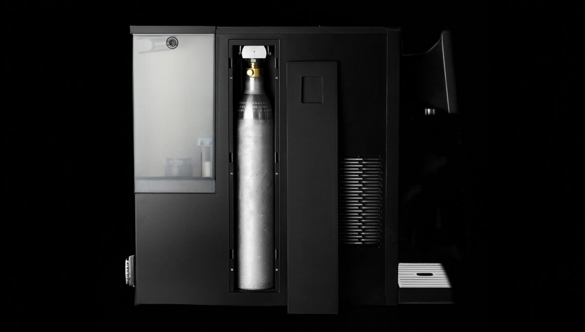 Innenansicht des HappyFilter ONE Geräts mit integrierter CO₂-Kartusche für Sprudelwasser